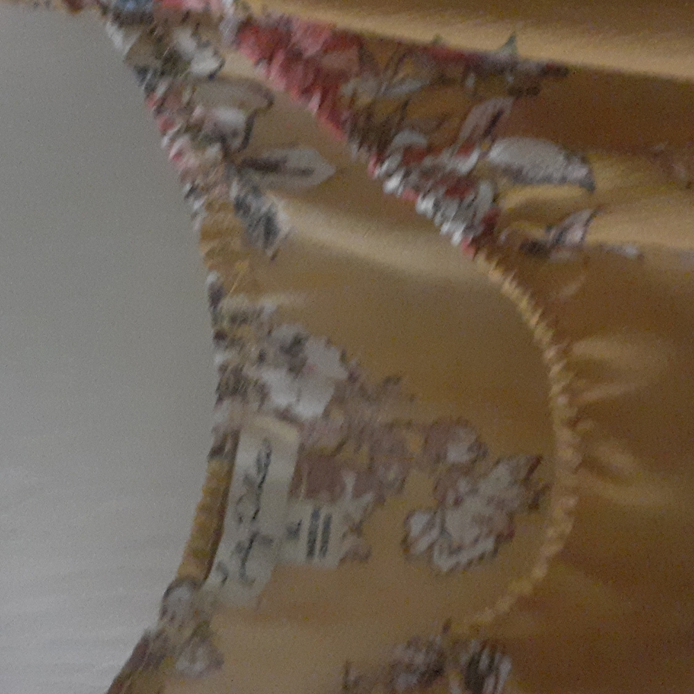 Top - Picture 2 of 3
